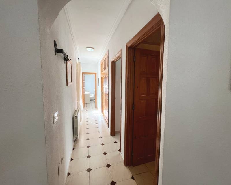 4 Zimmer Villa zu verkaufen in Ciudad Quesada mit Pool Garage - 585.000 € (Ref: 9960203)