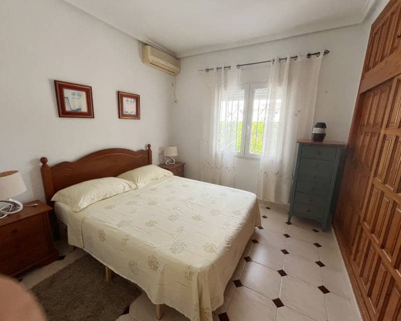 4 Zimmer Villa zu verkaufen in Ciudad Quesada mit Pool Garage - 585.000 € (Ref: 9960203)