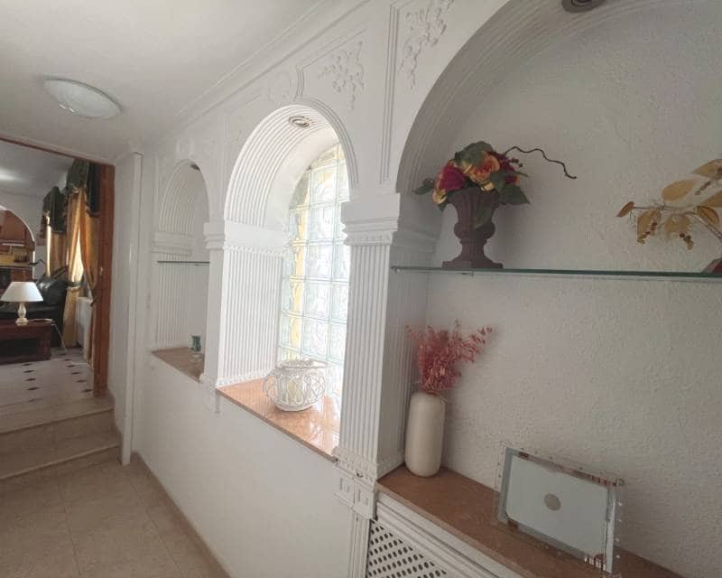 4 Zimmer Villa zu verkaufen in Ciudad Quesada mit Pool Garage - 585.000 € (Ref: 9960203)