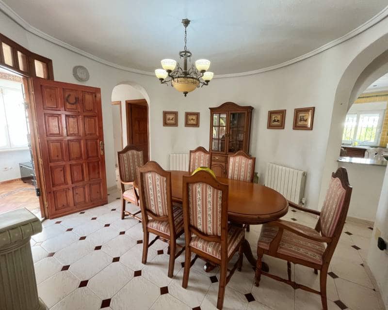 4 Zimmer Villa zu verkaufen in Ciudad Quesada mit Pool Garage - 585.000 € (Ref: 9960203)