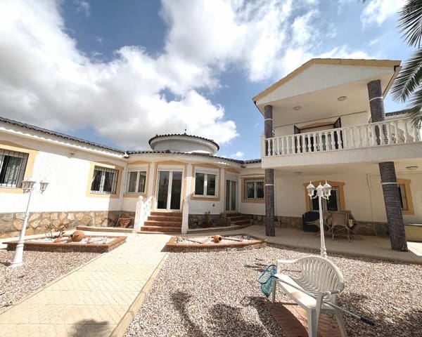 4 soveværelse Villa til salg i Ciudad Quesada, Rojales med swimmingpool garage - € 585.000 (Ref: 9960203)
