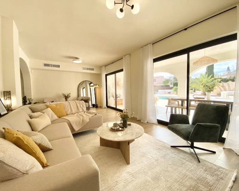 4 bedroom Villa for sale in Cabo Roig with pool garage - € 1,700,000 (Ref: 9961033)