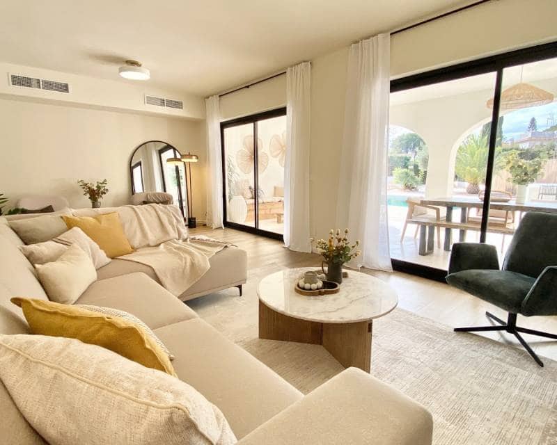 4 bedroom Villa for sale in Cabo Roig with pool garage - € 1,700,000 (Ref: 9961033)
