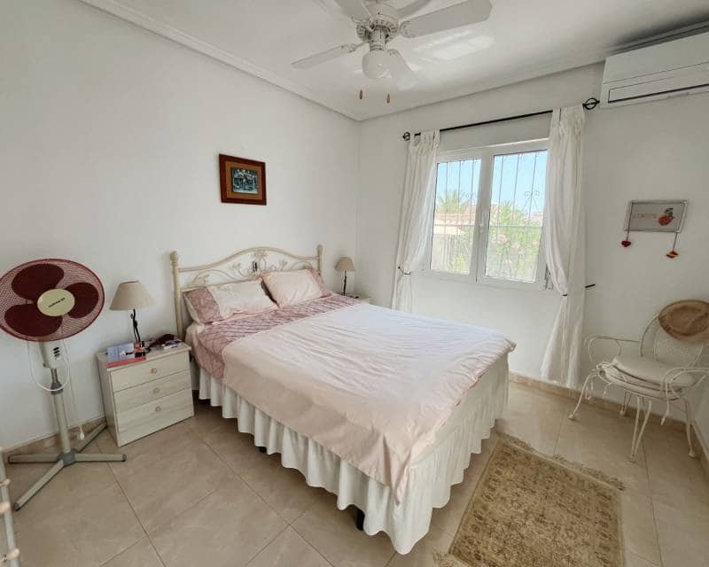 Chalet de 6 habitaciones en Ciudad Quesada en venta con piscina garaje - 685.000 € (Ref: 9961247)