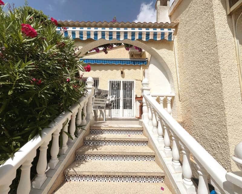 Chalet de 6 habitaciones en Ciudad Quesada en venta con piscina garaje - 685.000 € (Ref: 9961247)