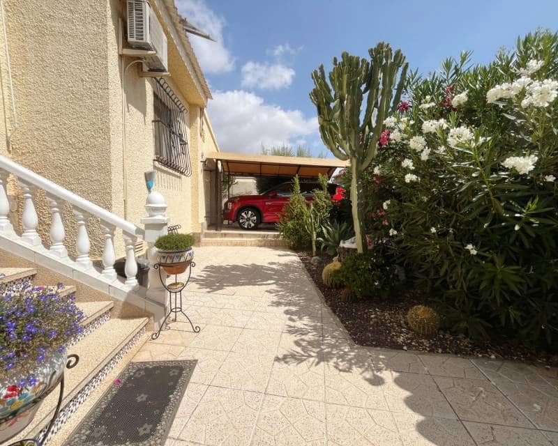 Chalet de 6 habitaciones en Ciudad Quesada en venta con piscina garaje - 685.000 € (Ref: 9961247)