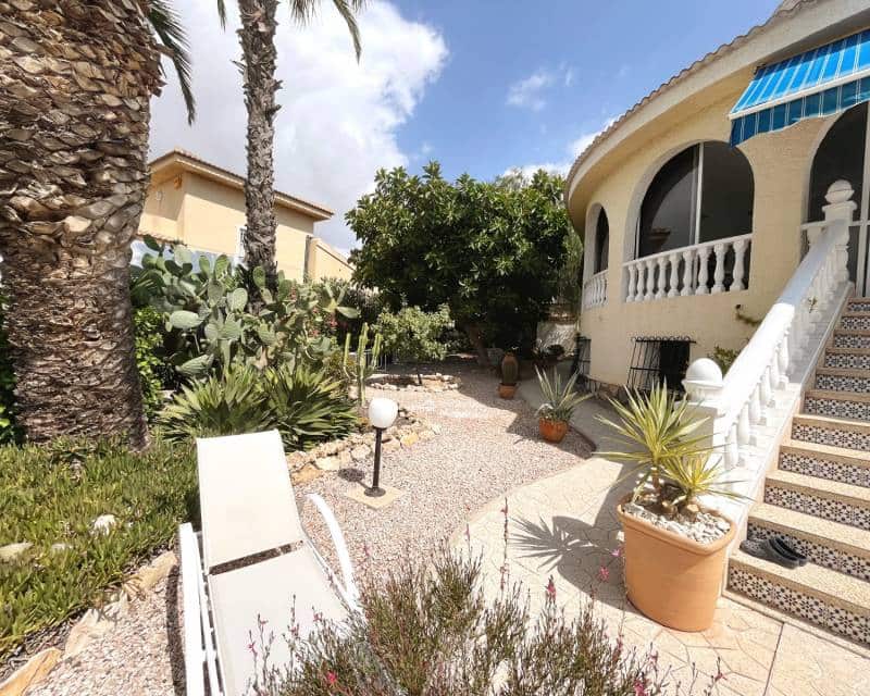 Chalet de 6 habitaciones en Ciudad Quesada en venta con piscina garaje - 685.000 € (Ref: 9961247)
