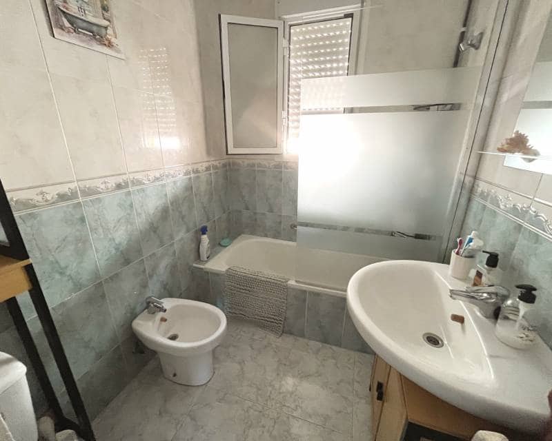 2 bedroom Villa for sale in Ciudad Quesada with pool garage - € 205,000 (Ref: 9965595)