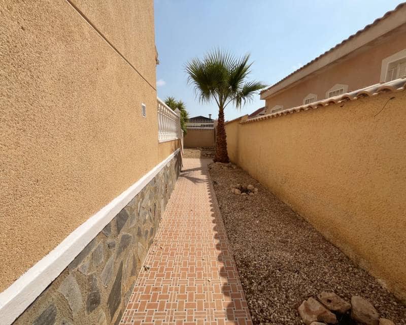 2 chambre Villa/Maison à vendre à Ciudad Quesada avec piscine garage - 249 000 € (Ref: 9983961)