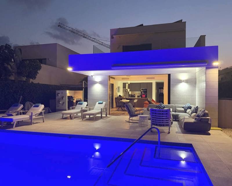 4 chambre Villa/Maison à vendre à Los Montesinos avec piscine - 595 000 € (Ref: 9983962)