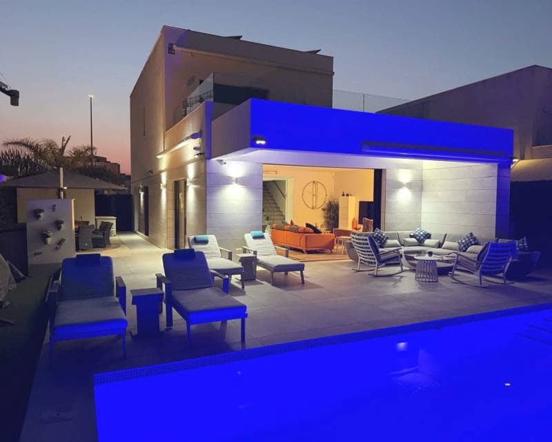 4 chambre Villa/Maison à vendre à Los Montesinos avec piscine - 595 000 € (Ref: 9983962)