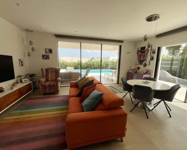 4 soverom Villa til salgs i Los Montesinos med svømmebasseng - € 595 000 (Ref: 9983962)