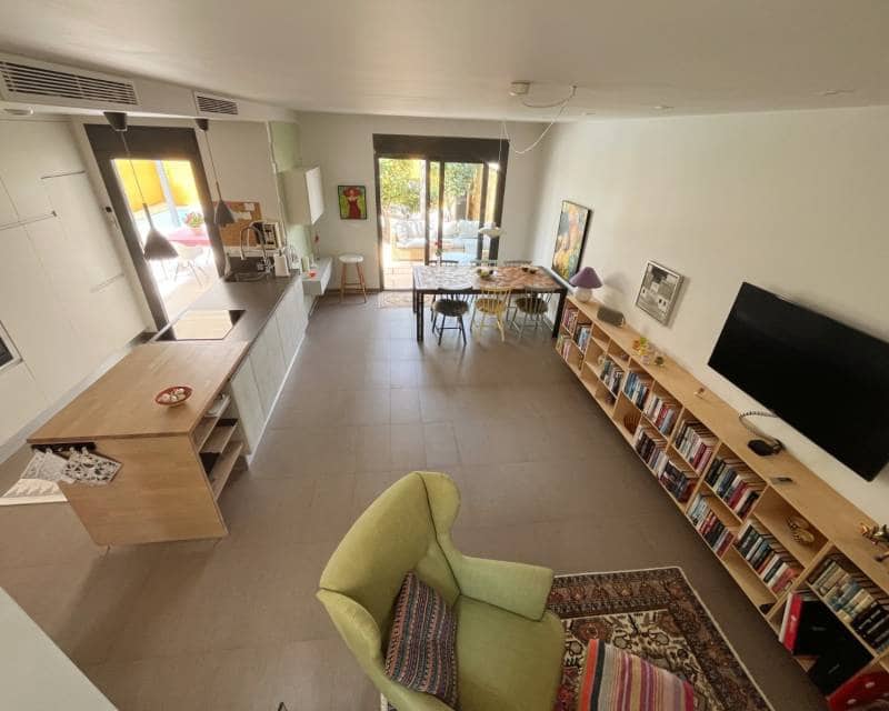 Chalet de 2 habitaciones en Pueblo Bravo en venta con piscina garaje - 335.000 € (Ref: 9985247)