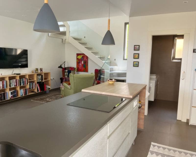 Chalet de 2 habitaciones en Pueblo Bravo en venta con piscina garaje - 335.000 € (Ref: 9985247)