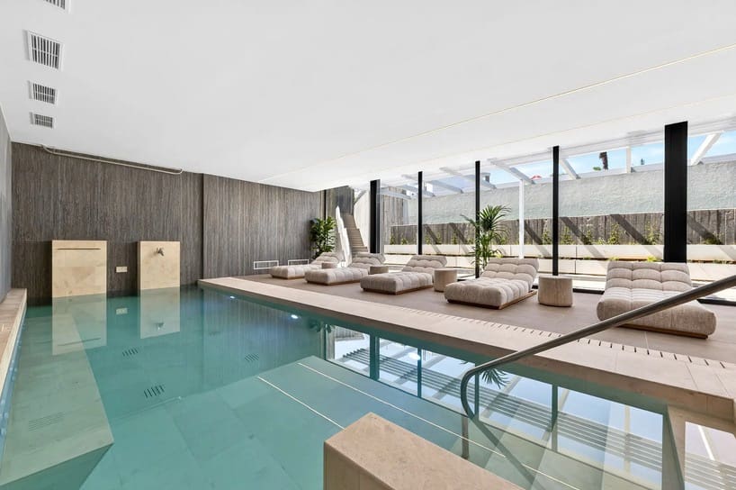 2 slaapkamer Appartement te koop in Marbella met zwembad garage - € 575.000 (Ref: 10070987)