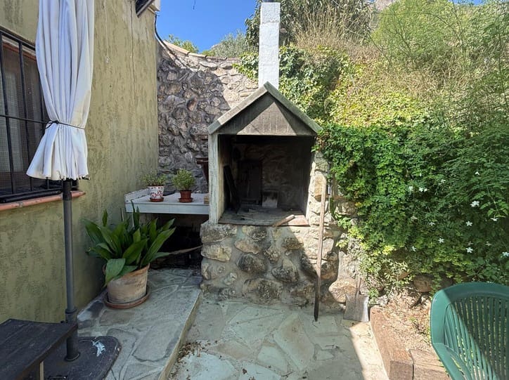 2 slaapkamer Finca/Landhuis te koop in Jalon / Xalo met garage - € 263.000 (Ref: 10090898)