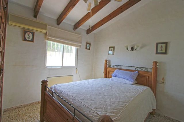3 camera da letto Villa in vendita in Orba con garage - 259.000 € (Rif: 10111057)