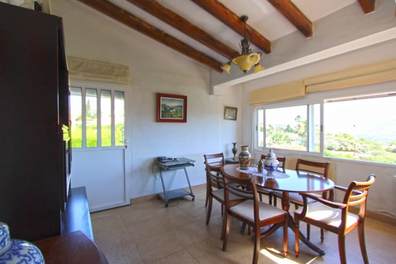 3 bedroom Villa for sale in Orba with garage - € 259,000 (Ref: 10111057)