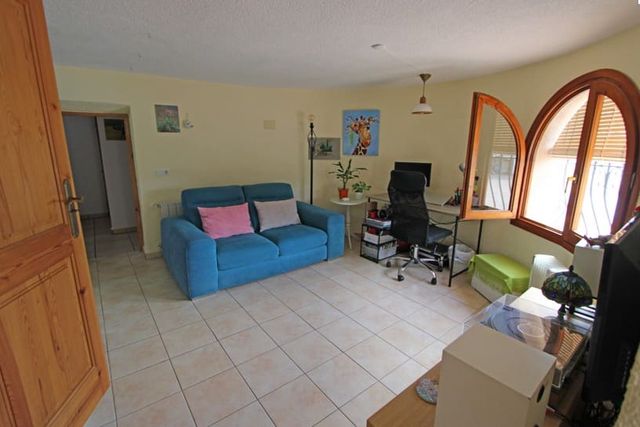4 quarto Moradia para venda em Sanet i Negrals com piscina garagem - 450 000 € (Ref: 10120505)