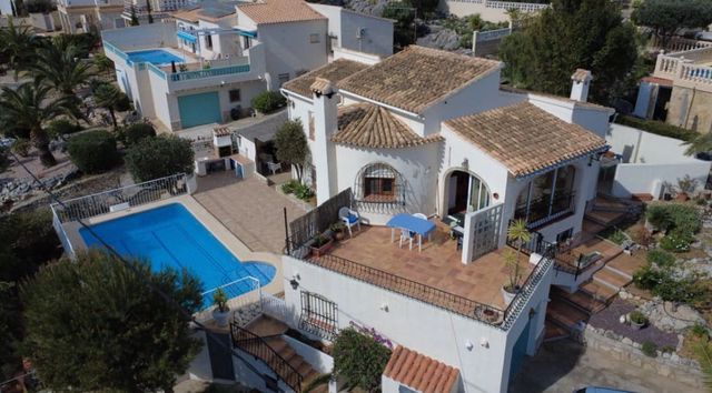 4 quarto Moradia para venda em Sanet i Negrals com piscina garagem - 450 000 € (Ref: 10120505)