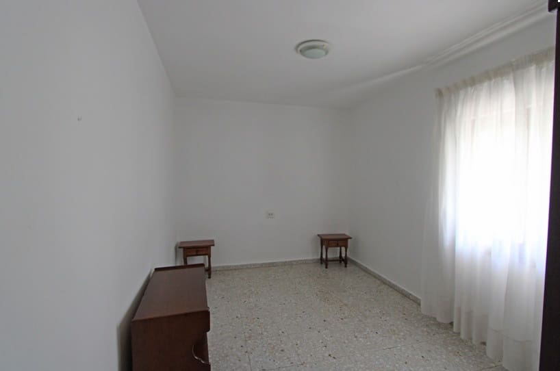 3 sypialnia Finka/Dom wiejski na sprzedaż w Miasto Alicante / Alacant z garażem - 370 000 € (Ref: 10120506)