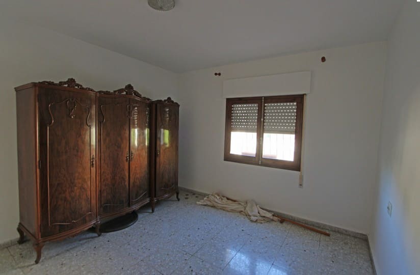 3 sypialnia Finka/Dom wiejski na sprzedaż w Miasto Alicante / Alacant z garażem - 370 000 € (Ref: 10120506)