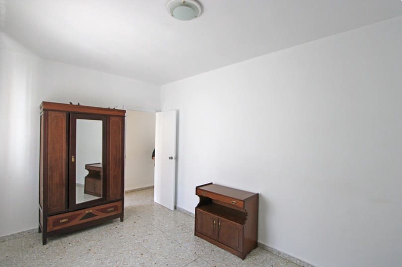 3 sypialnia Finka/Dom wiejski na sprzedaż w Miasto Alicante / Alacant z garażem - 370 000 € (Ref: 10120506)