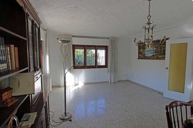 3 soveværelse Finca/Landehus til salg i Alicante by med garage - € 370.000 (Ref: 10120506)