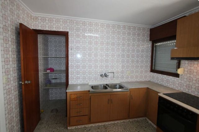 3 soveværelse Finca/Landehus til salg i Alicante by med garage - € 370.000 (Ref: 10120506)