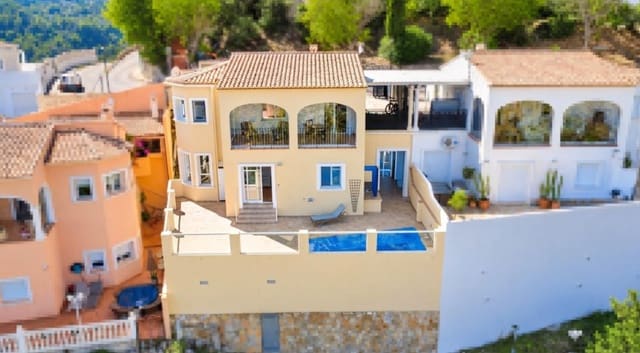 5 quarto Moradia para venda em Vall de Laguart com piscina garagem - 365 000 € (Ref: 10130236)