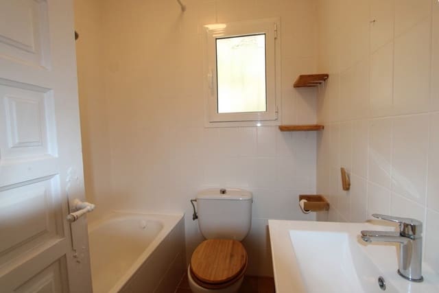 2 sypialnia Willa na sprzedaż w Orba z basenem garażem - 320 000 € (Ref: 10163295)