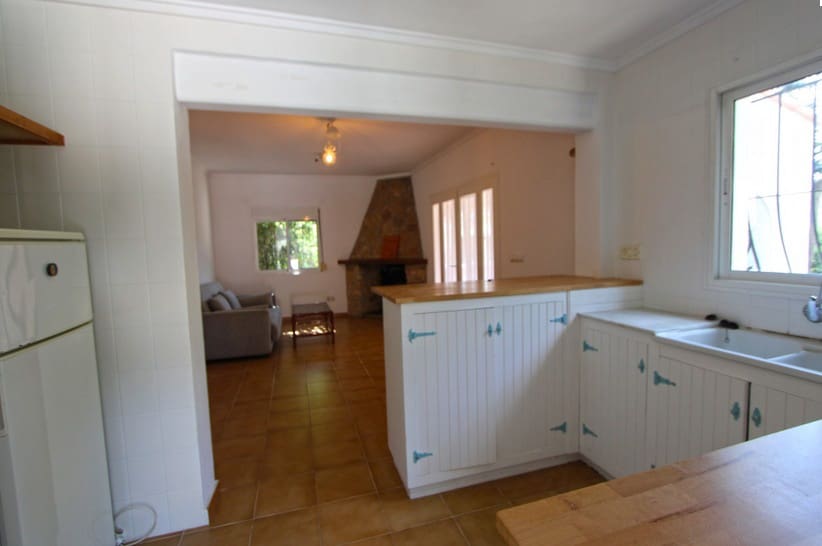2 bedroom Villa for sale in Orba with pool garage - € 320,000 (Ref: 10163295)