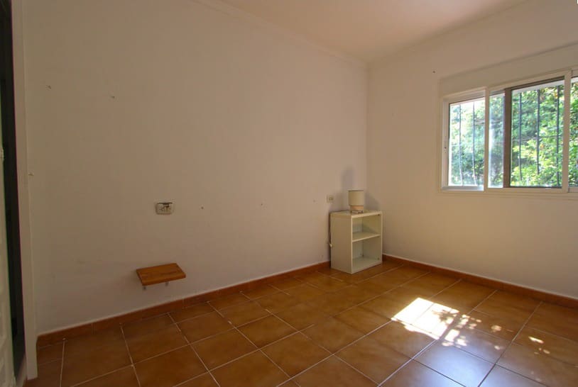 2 bedroom Villa for sale in Orba with pool garage - € 320,000 (Ref: 10163295)