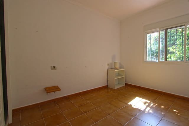 2 sypialnia Willa na sprzedaż w Orba z basenem garażem - 320 000 € (Ref: 10163295)