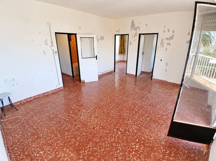 2 soveværelse Lejlighed til salg i Denia med garage - € 189.500 (Ref: 10174195)