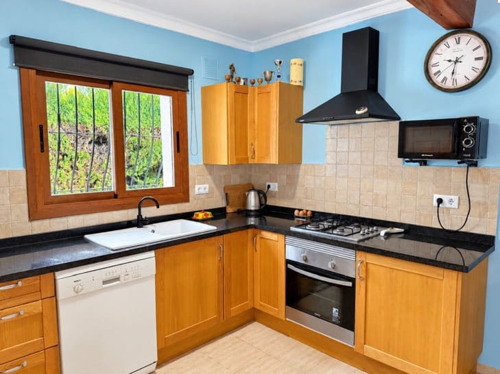 2 soverom Villa til salgs i Jalon / Xalo med svømmebasseng garasje - € 475 000 (Ref: 10187606)