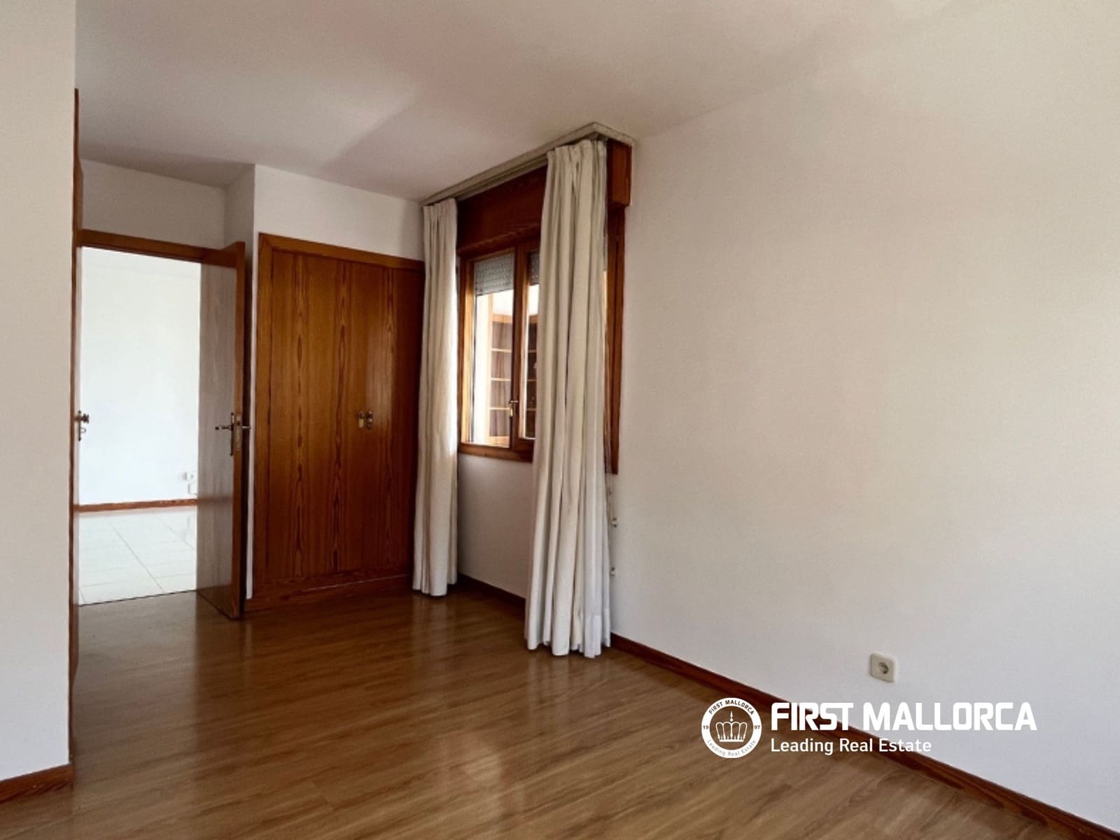 3 camera da letto Appartamento da affittare in Cala Mayor con piscina garage - 2.500 € (Rif: 10001307)