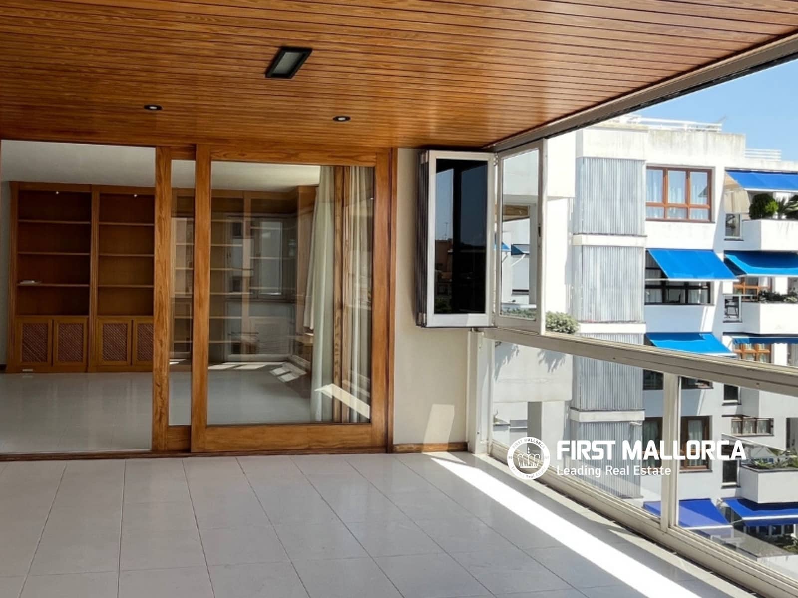 3 camera da letto Appartamento da affittare in Cala Mayor con piscina garage - 2.500 € (Rif: 10001307)