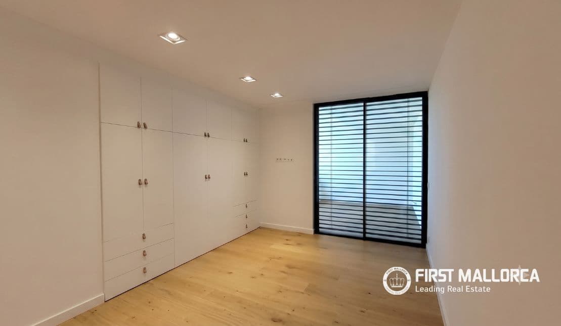 2 sypialnia Apartament na sprzedaż w Santa Ponsa z basenem garażem - 1 630 000 € (Ref: 10001309)