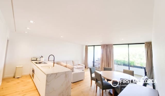 2 sypialnia Apartament na sprzedaż w Santa Ponsa, Calvià z basenem garażem - 1 630 000 € (Ref: 10001309)