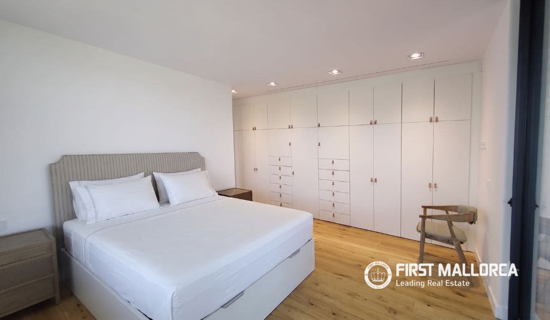 2 sypialnia Apartament na sprzedaż w Santa Ponsa z basenem garażem - 1 630 000 € (Ref: 10001309)