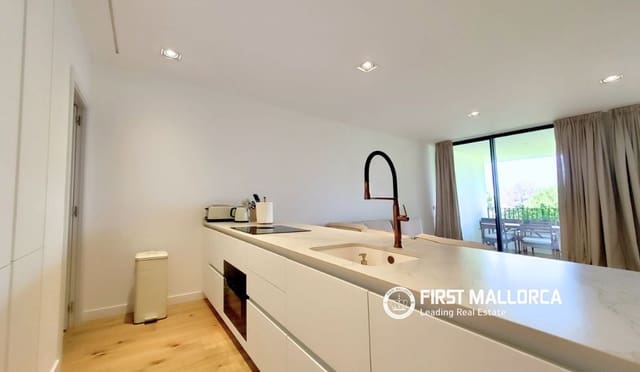 2 sypialnia Apartament na sprzedaż w Santa Ponsa, Calvià z basenem garażem - 1 630 000 € (Ref: 10001309)