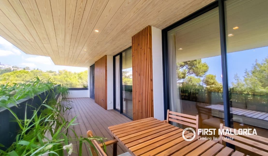 2 sypialnia Apartament na sprzedaż w Santa Ponsa z basenem garażem - 1 630 000 € (Ref: 10001309)