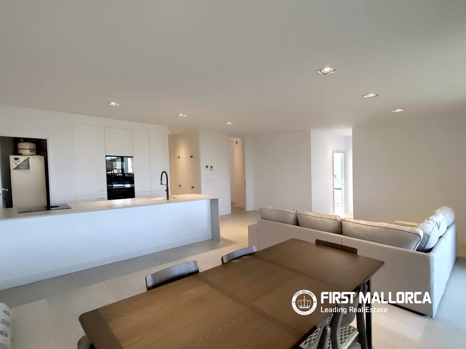 3 slaapkamer Appartement te koop in Santa Ponsa met zwembad garage - € 1.630.000 (Ref: 10001310)