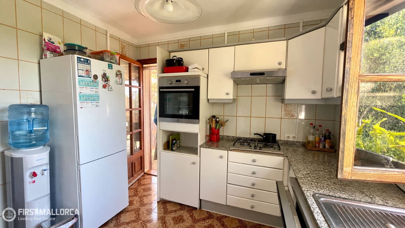 4 slaapkamer Finca/Landhuis te koop in Cala Llombards met garage - € 740.000 (Ref: 10004774)