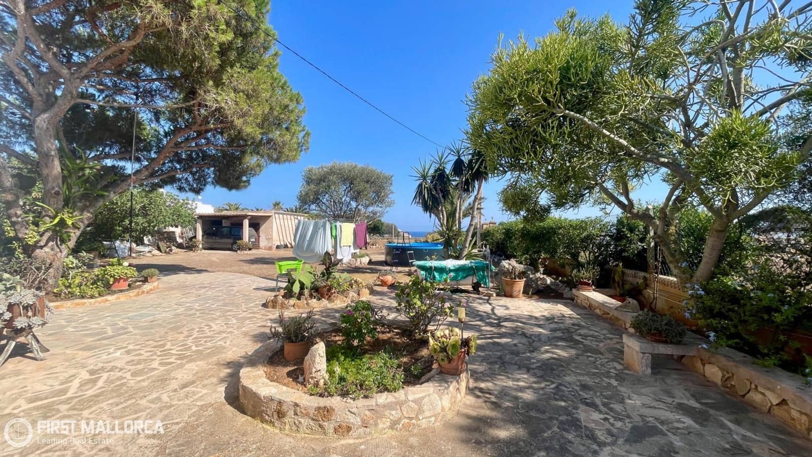 4 slaapkamer Finca/Landhuis te koop in Cala Llombards met garage - € 740.000 (Ref: 10004774)