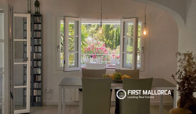 3 bedroom Villa for sale in Costa de la Calma, Calvià with pool garage - € 1,200,000 (Ref: 10004776)