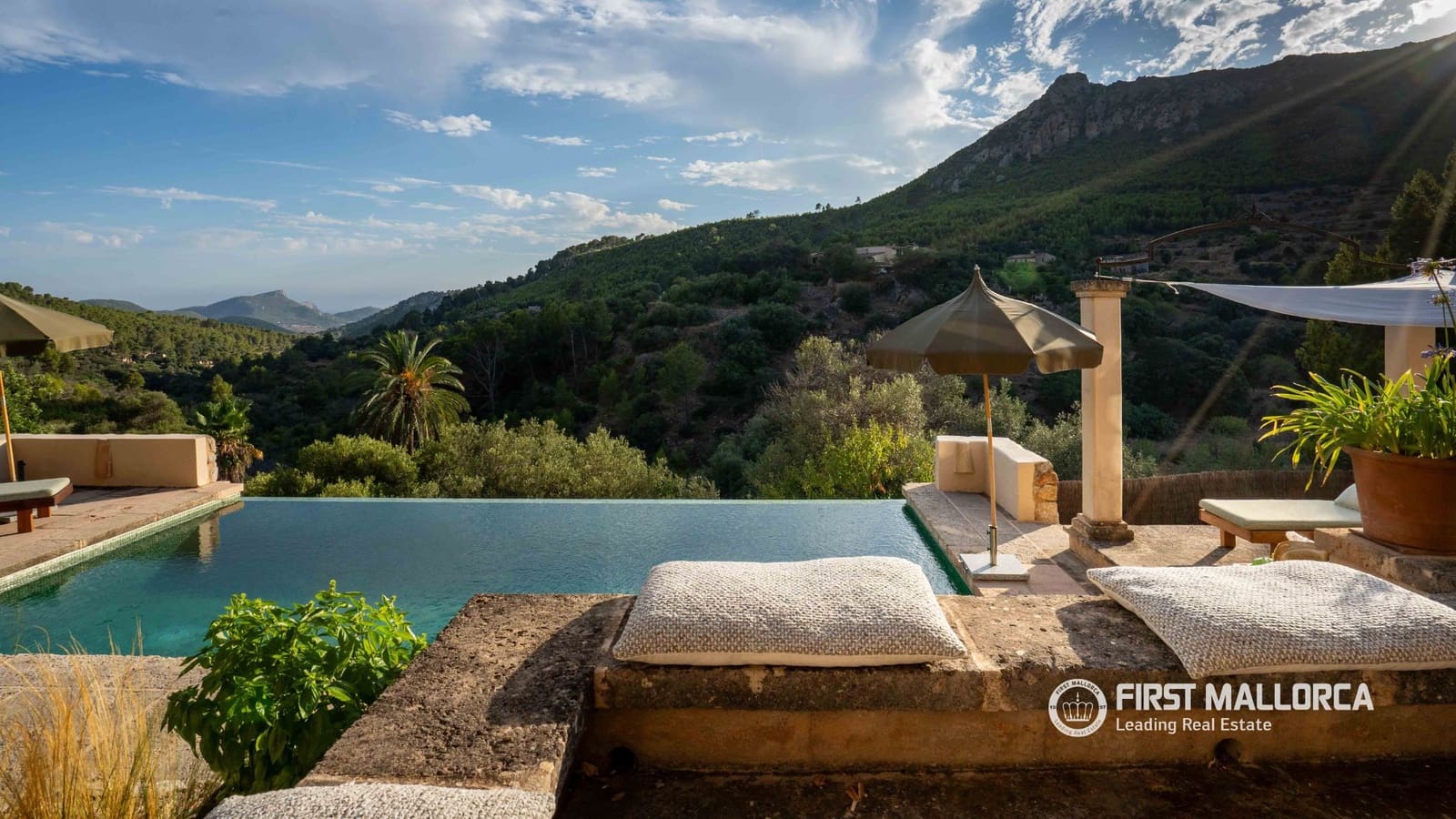 Finca/Casa Rural de 4 habitaciones en Andratx en venta con piscina garaje - 1.950.000 € (Ref: 10004777)
