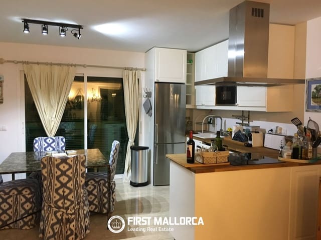 4 bedroom Apartment for rent in Santa Ponsa, Calvià with pool garage - € 3,900 (Ref: 10008066)
