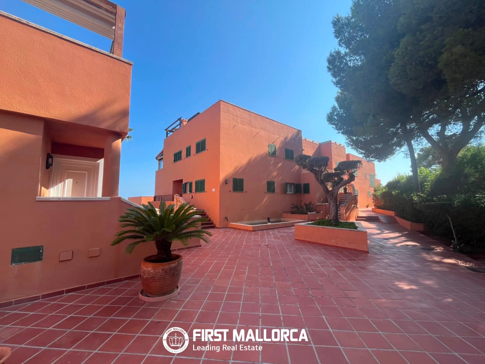 4 slaapkamer Appartement te huur in Santa Ponsa met zwembad garage - € 3.900 (Ref: 10008066)